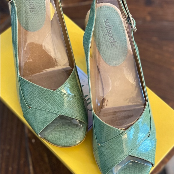 Soft spots Naveah mint, size 10N, slingback sandal - Picture 2 of 5